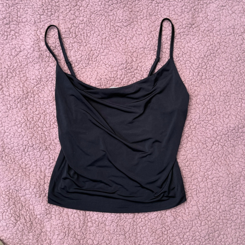 URBAN OUTFITTERS Elegant Black Women's Camisole Top